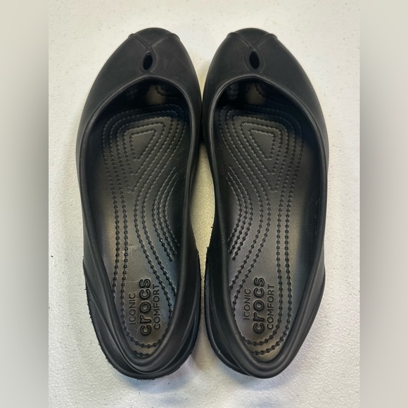 Crocs Iconic Comfort Olivia II Women 10 Black Slingback Toe Detail Slip on Flats - Picture 6 of 8